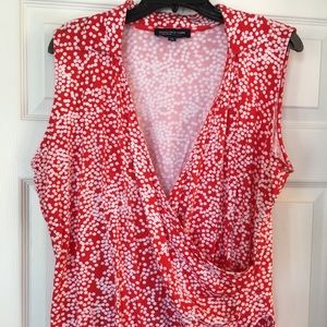 Jones New York red white dotted top 2x